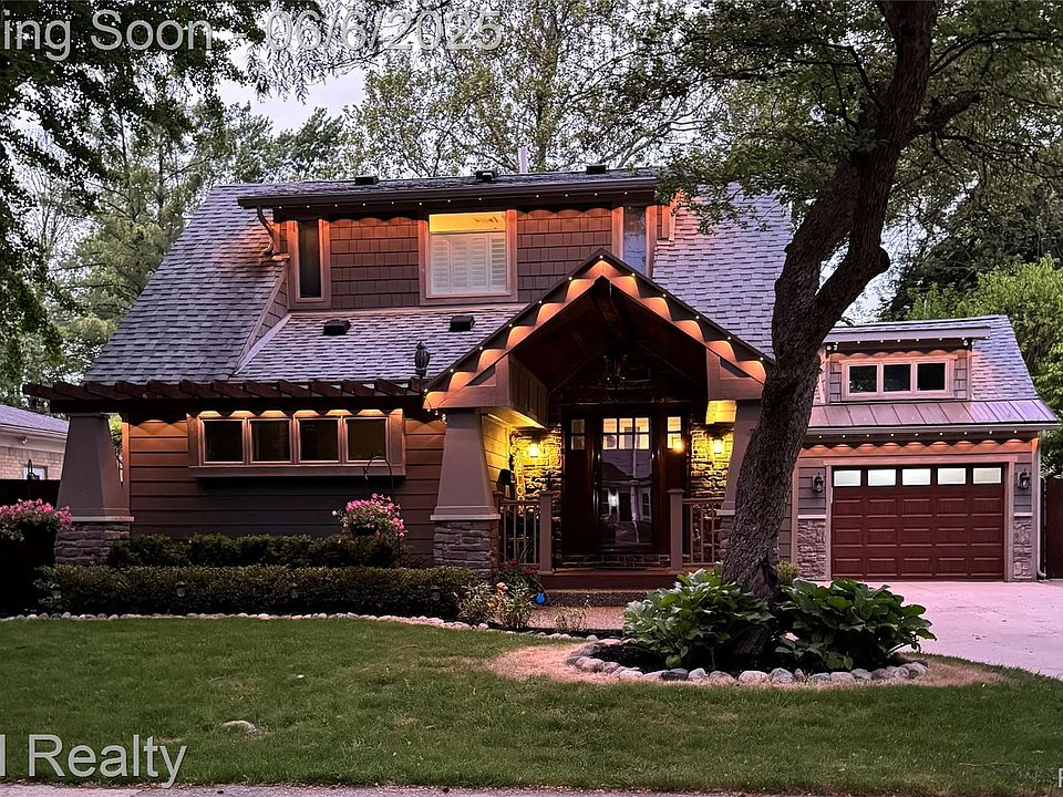 1st image of 716 Magnolia Ave
