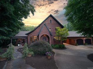 2362 Wedgewood Dr, Matthews, NC 28104