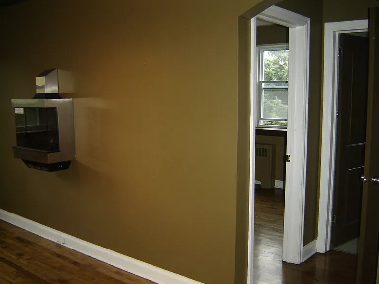 210 Stewart St — Photo 10