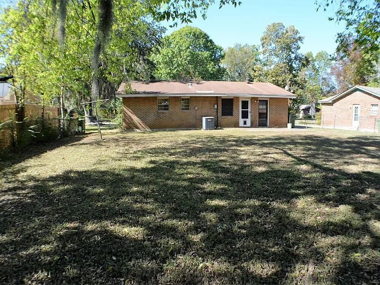 3144 Montwood Dr — Photo 13