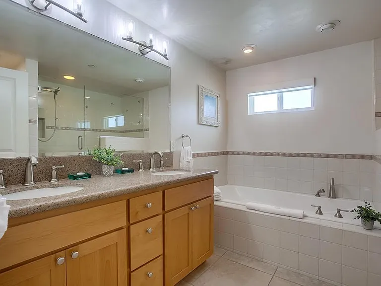 819 Ostend Ct — Photo 20