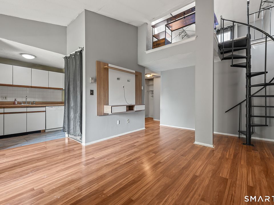 1st image of 23 Burgundy Hill Lane #23