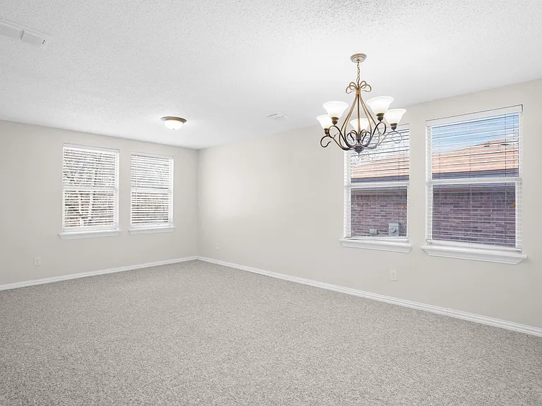 1312 Annalea Dr — Photo 9