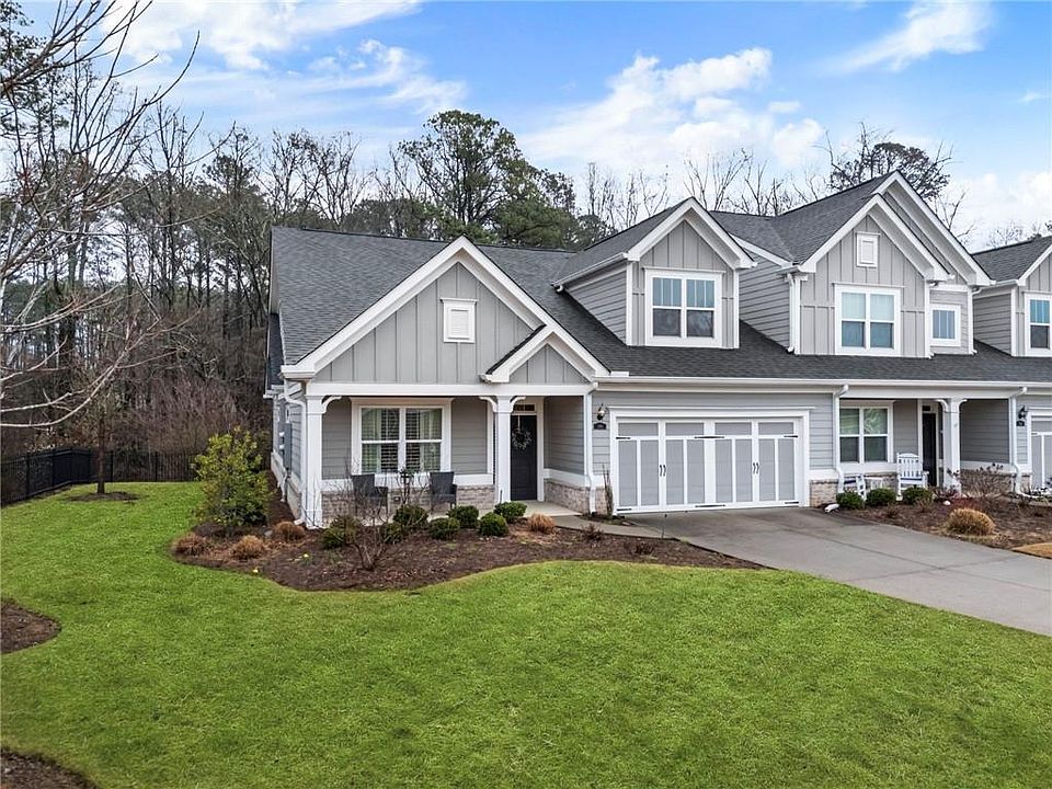 1st image of 340 Cherokee Station Cir