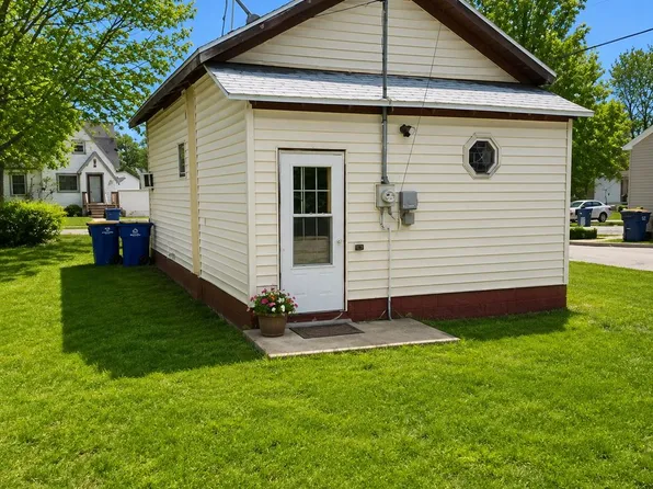 204 N Court St, Merrill, WI 54452