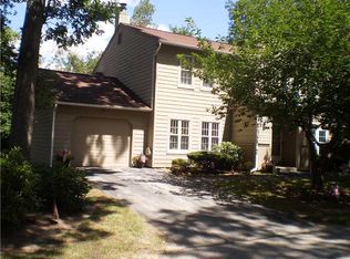 3A Oak Pt, North Providence, RI 02904