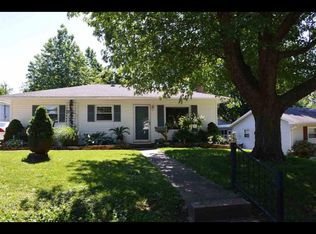 5215 Stratford Rd, Evansville, IN 47710