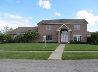 5147 Annendale Dr, Erie, PA 16506