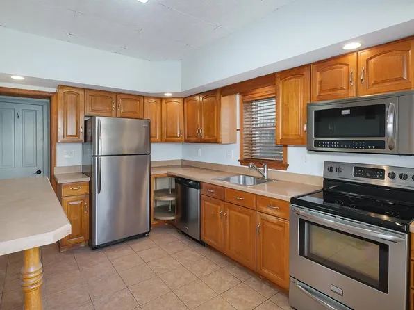 3194 Almond St #A111, Philadelphia, PA 19134