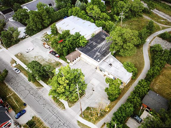 4th image of 723 Lake Ave