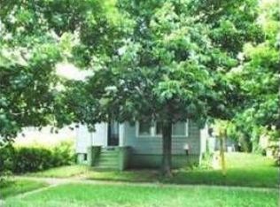 1435 Victoria Ave, North Chicago, IL 60064