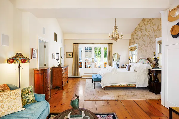 Sold by Brown Harris Stevens | media 14