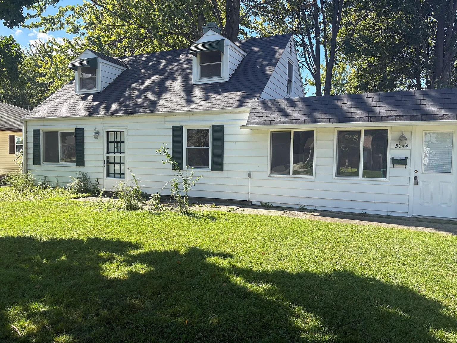 4 bed, 1200 sqft, $1,750 — Photo 1
