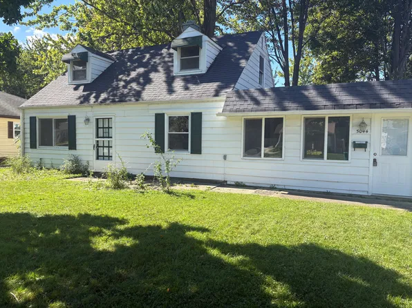 5044 Forest Rd, Mentor, OH 44060