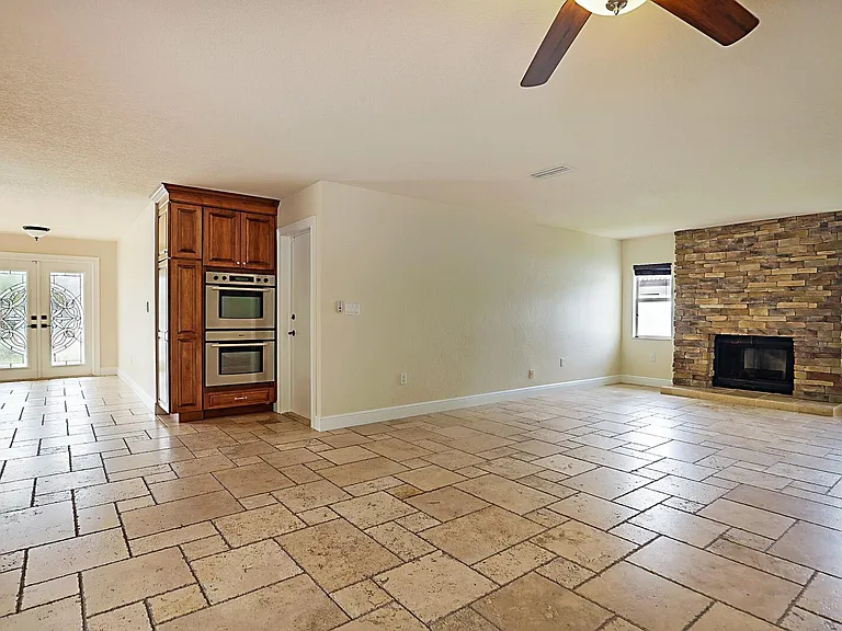 5110 NE 30th Ave — Photo 15