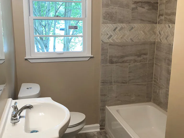 1165 Sharonton Dr — Photo 12