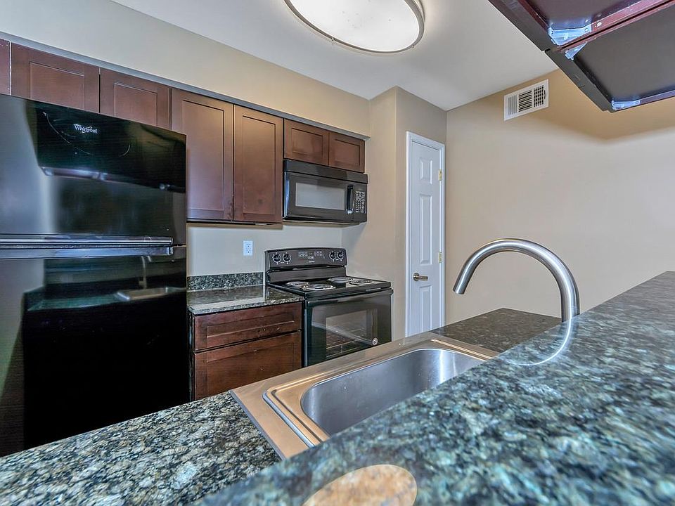 1st image of 2807 Mustang Dr #119