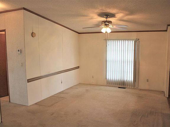 4th image of 5114 Chase Ln