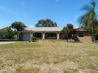 542 Royal Palm Dr, Melbourne, FL 32935