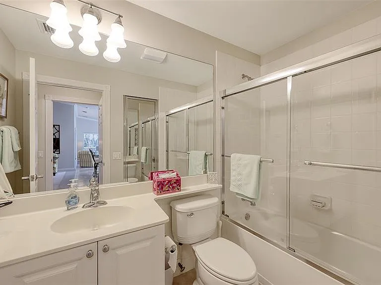 11605 Garessio Ln — Photo 31