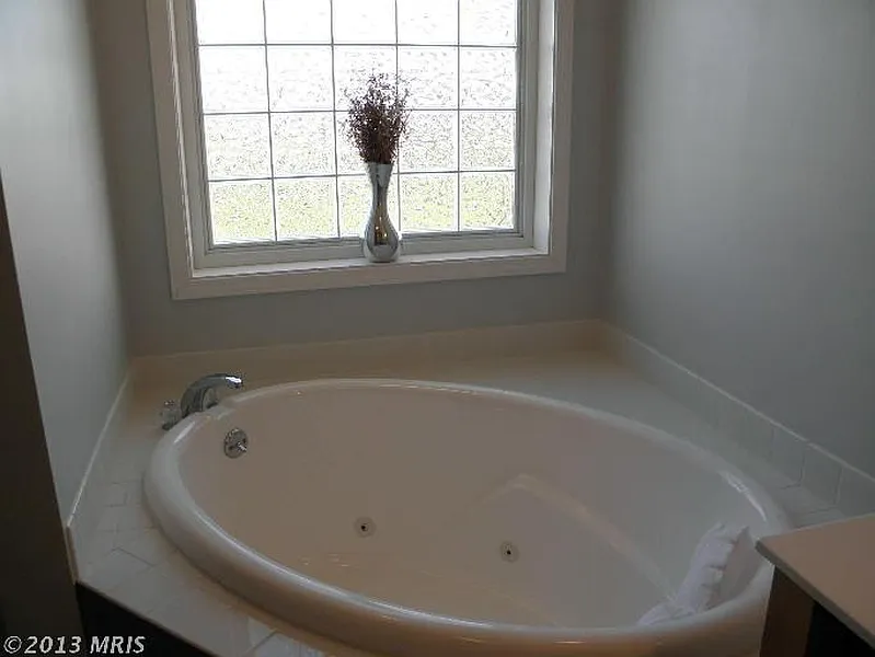 Thumbnail 16