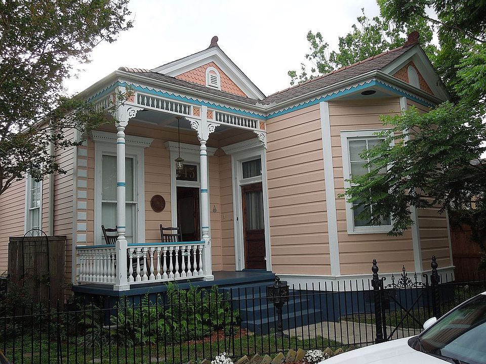 1st image of 245 Verret St