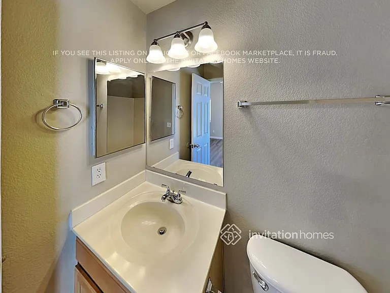 519 N Adelle — Photo 15