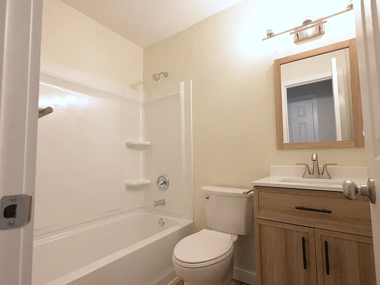 210 W William Cannon Dr #A — Photo 7