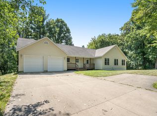 7675 E Kent Rd, Greenville, MI 48838