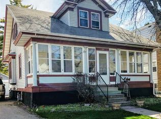 925 Division St, Green Bay, WI 54303