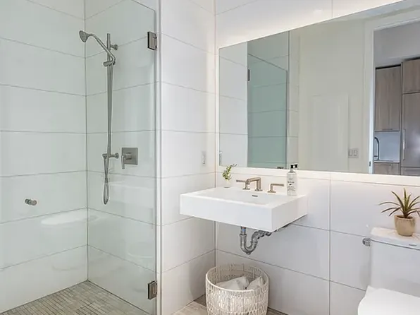 545 Vanderbilt Avenue image 7 of 7