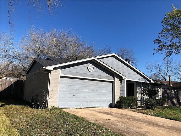 2nd image of 10126 Green Valley Ln