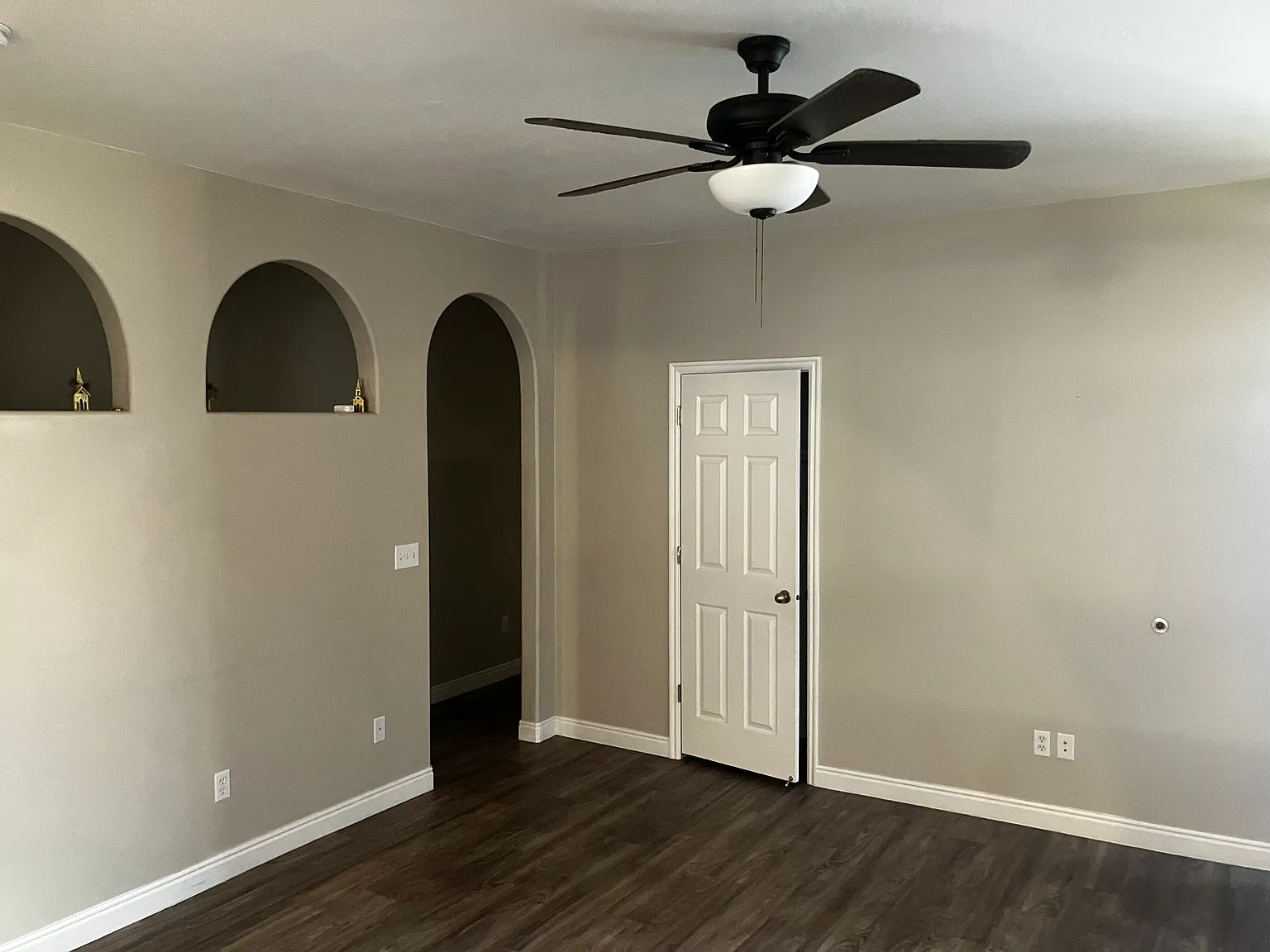 4 bed, 1350 sqft, $2,350 — Photo 4
