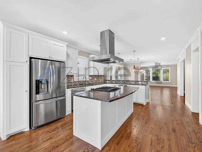 5910 Goliad Ave — Photo 14