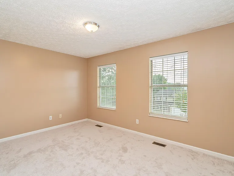 2376 Wadsworth Dr — Photo 22