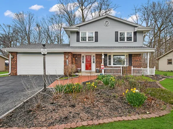 7620 South 70th STREET, Franklin, WI 53132