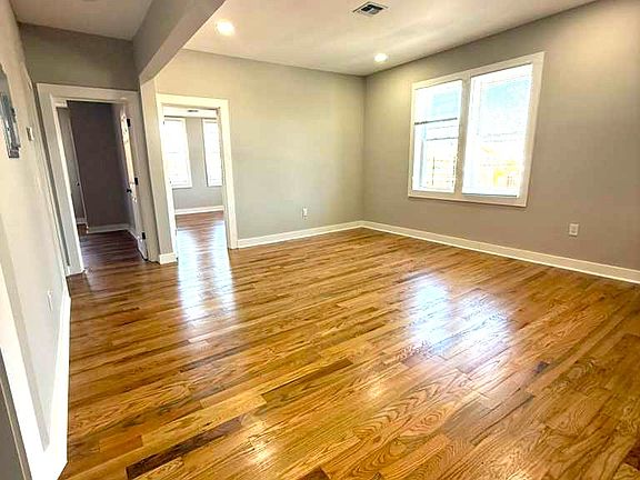 4th image of 1105 Charles St APT 2A