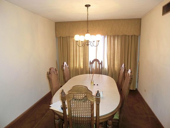 4th image of 8604 W 143rd Pl