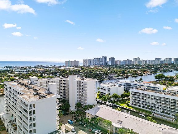 5th image of 3100 NE 48th Street #610