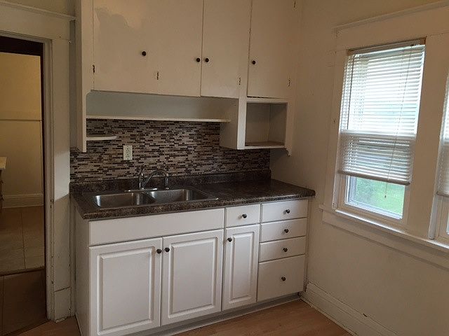 New kitche cabinets