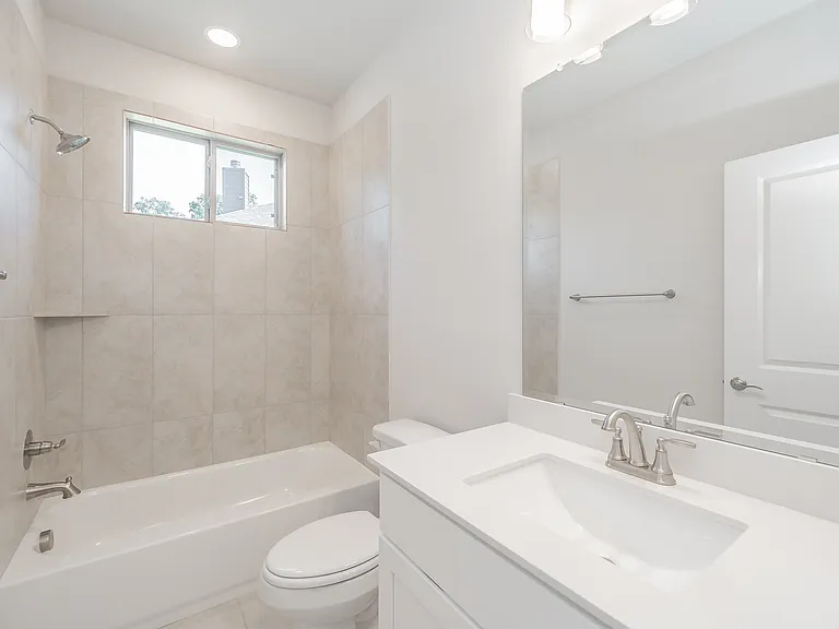 241 Gardenia Dr — Photo 30