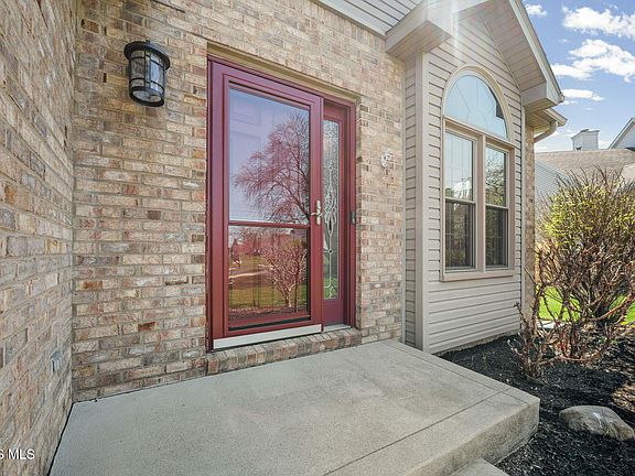 5th image of 7175 Winding Brook Rd