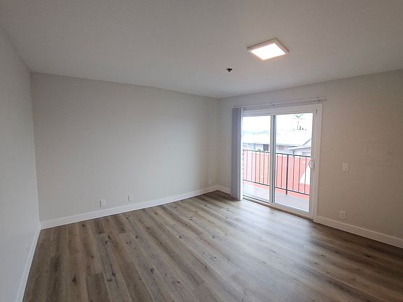 4th image of 3808 Georgia St #312