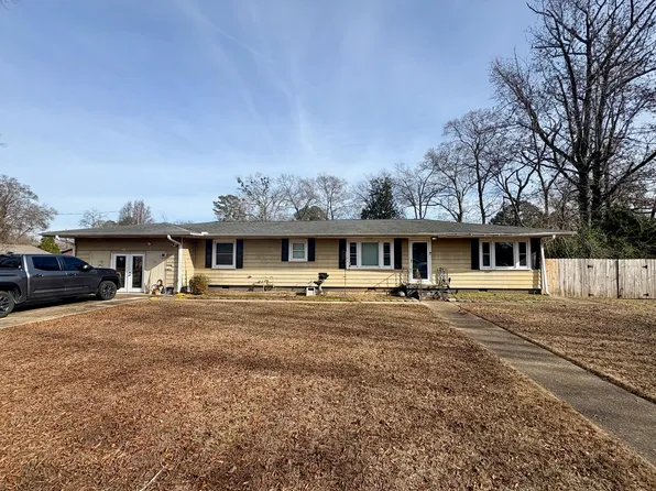 115 Colonial St, Amory, MS 38821