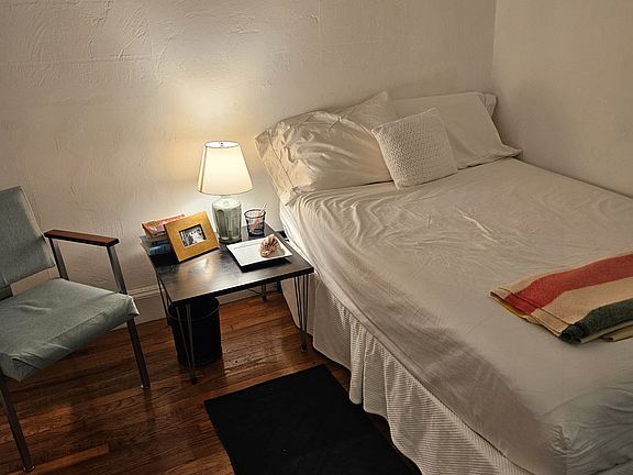 5th image of 350 W 12th St APT 4A