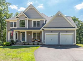 26 Perry Dr, Burlington, CT 06013