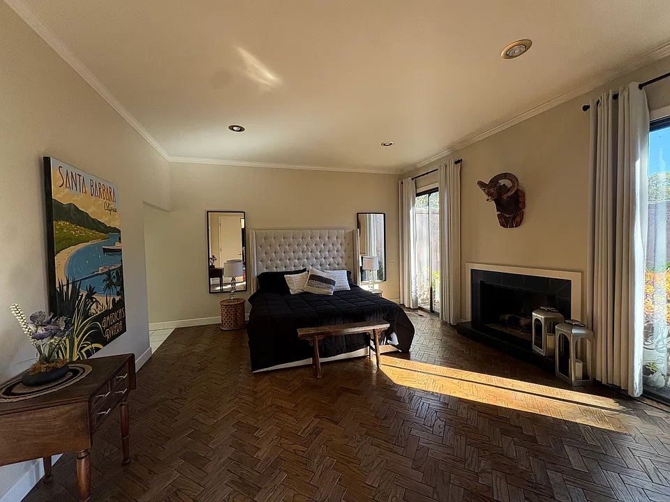 700 Martin St