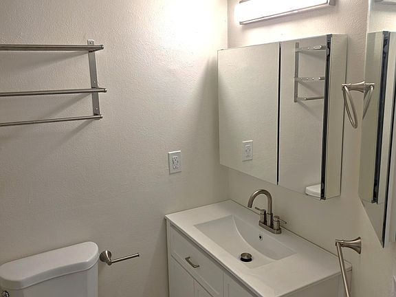 4th image of 17094 E Tennessee Dr APT 103