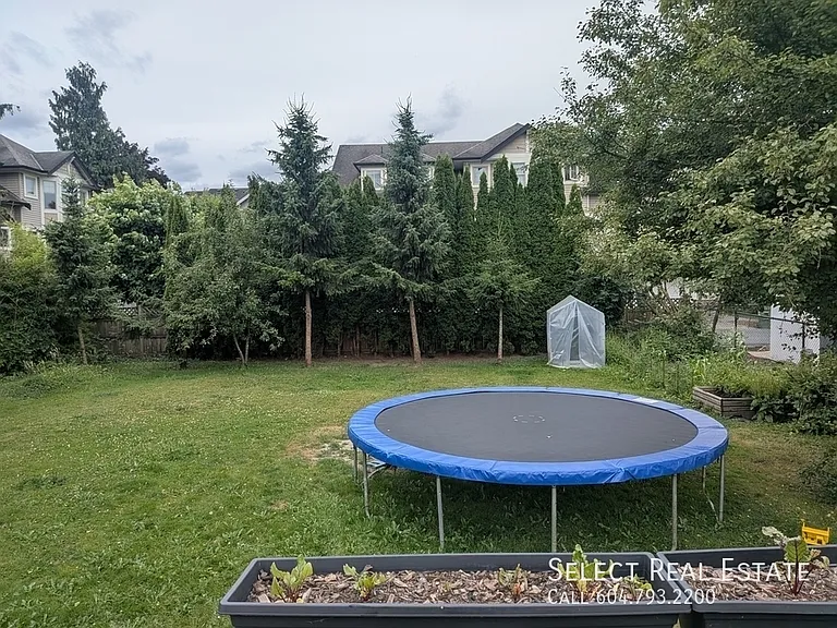 46638 Cedar Ave — Photo 16