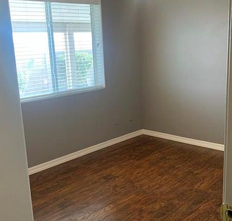 5th image of 6550 Hershey Way